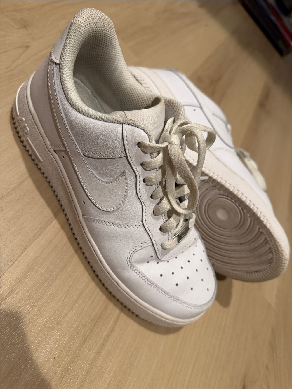Nike Low-Top Sneakers in Off-White and Cream